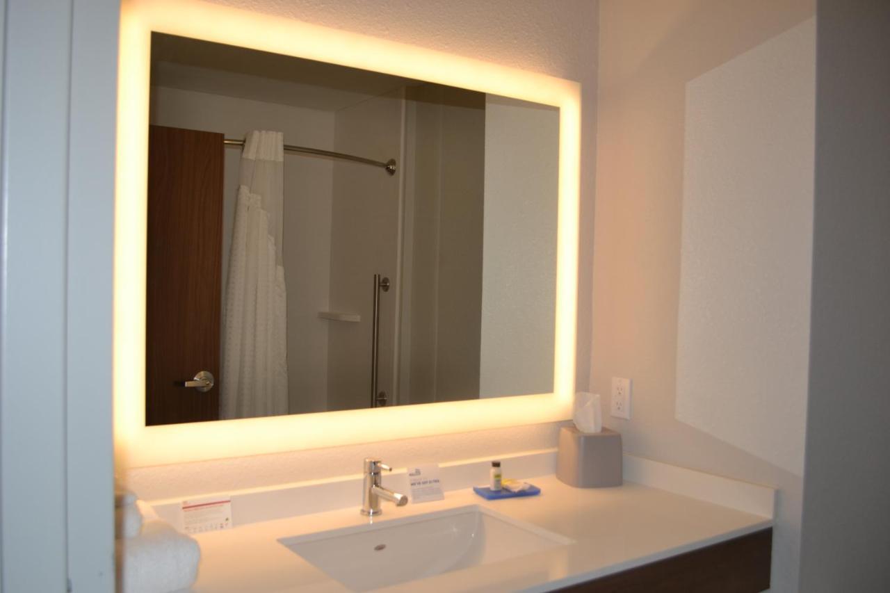Holiday Inn Express Tallahassee-University Central By Ihg Εξωτερικό φωτογραφία
